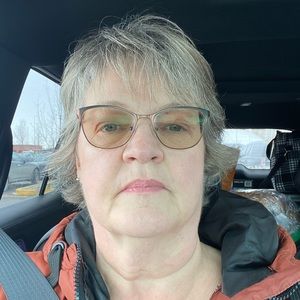 Meet your Posher, Kerry!